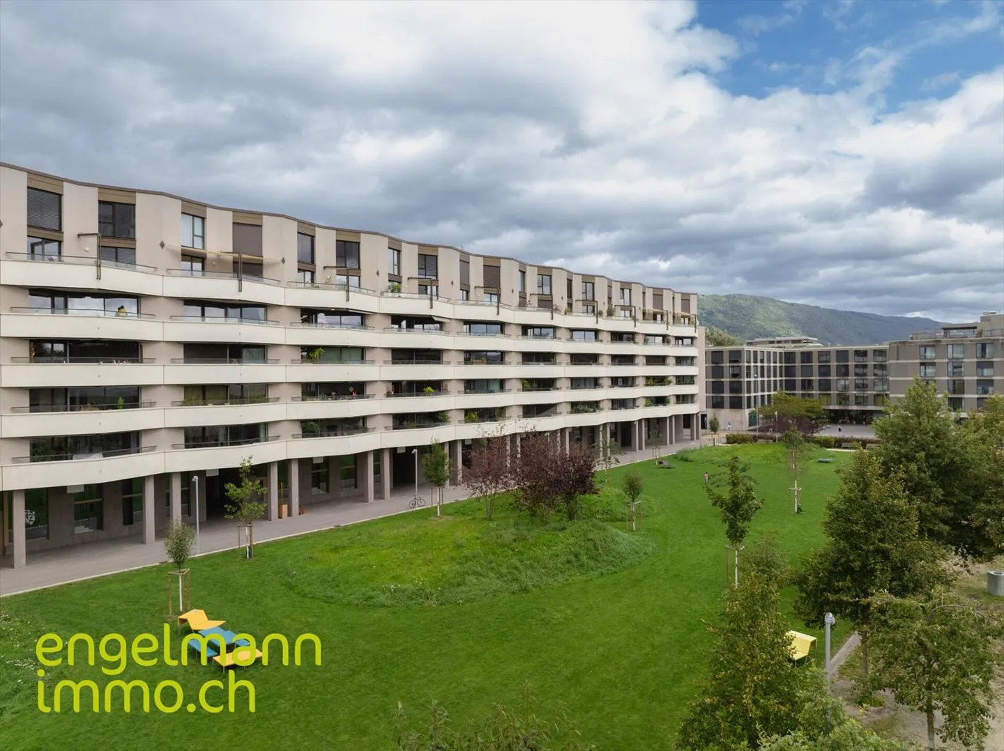 Wohnung kaufen - Foto 1 von 13