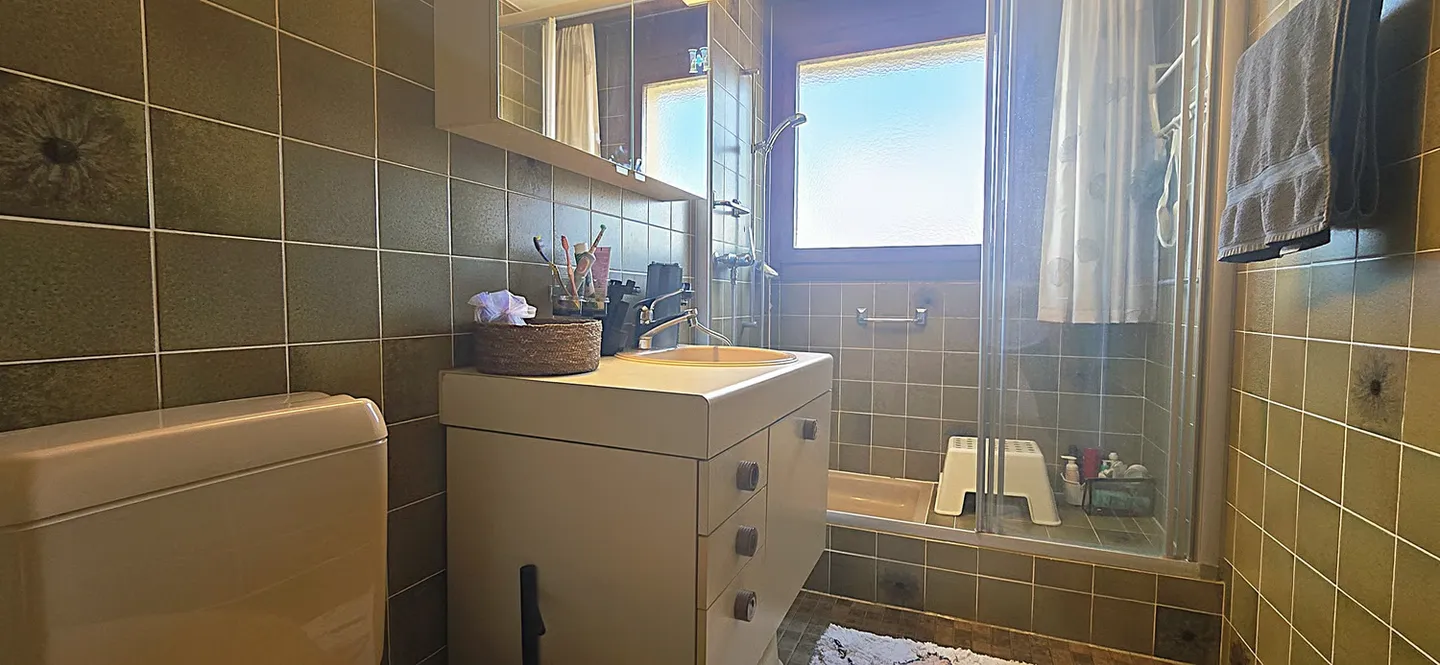 Helle 4.5-Zimmer-Wohnung mit Panoramabalkon in Bern Bümpliz - Ihr neues Zuhause mit Weitblick - Photo 9 of 13
