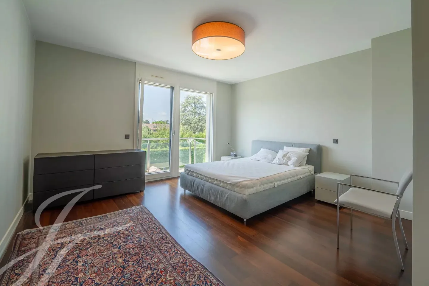 Mediazione esclusiva - Casa familiare con piscina e doppio garage - Foto 17 di 18