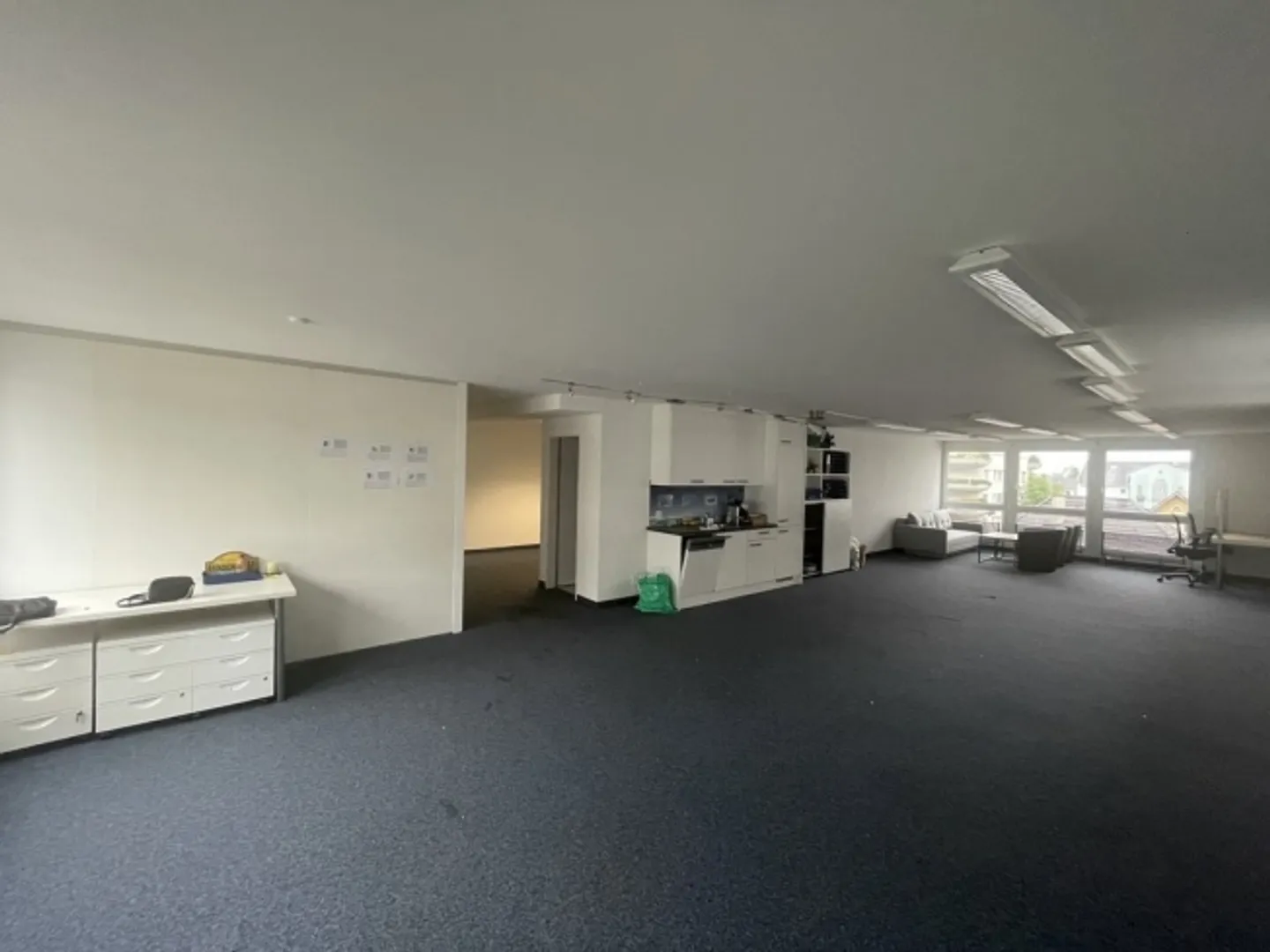 «Grosszügige Büroräumlichkeiten im Herzen von der Stadt Buchs SG» - Foto 1 von 8