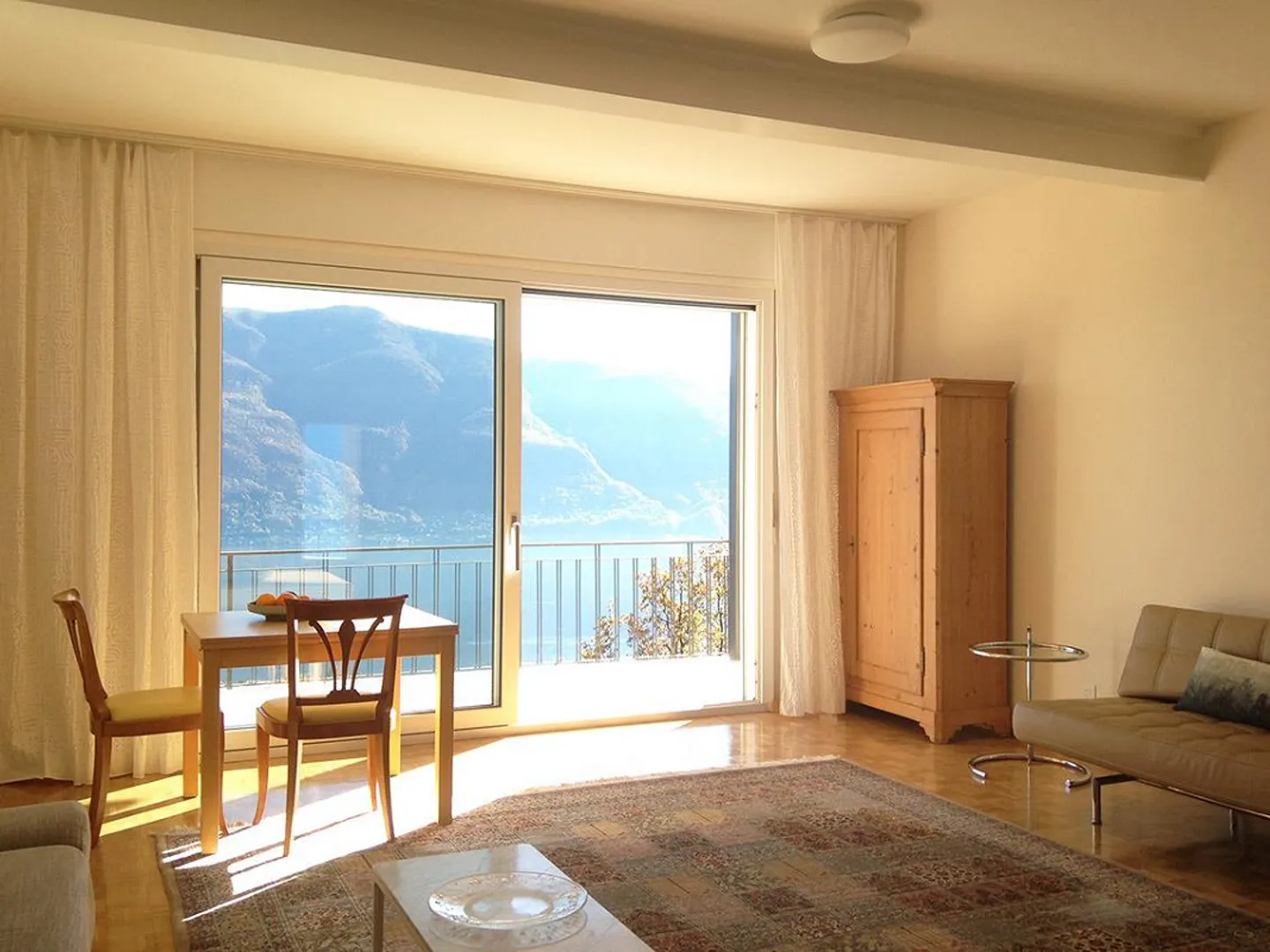 Modern Sunny Apartment in a Quiet Top Lake View Location - Photo 2 of 11