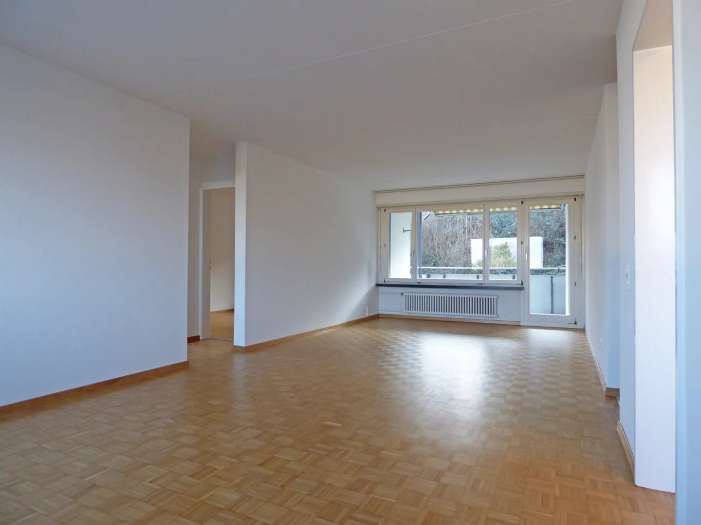 Geräumige Wohnung in ruhiger Lage - Foto 1 von 9