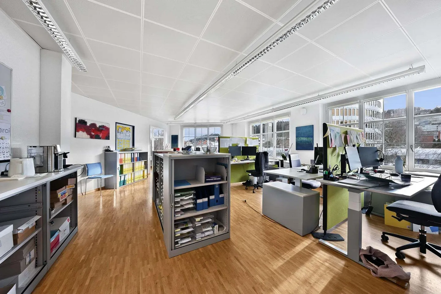 Spazio ufficio centrale con attrezzature moderne a San Gallo - Foto 2 di 7