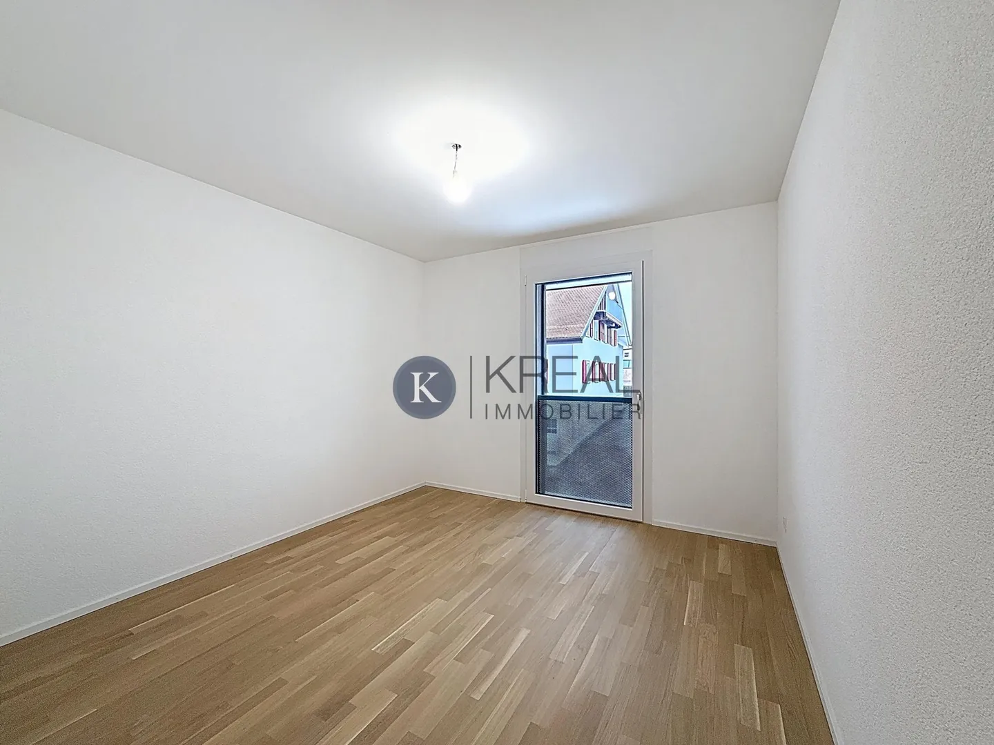 Erleben Sie den Komfort von Neuem? 4,5-Zimmer-Wohnung mit Balkon und Master-Suite - Foto 6 von 11