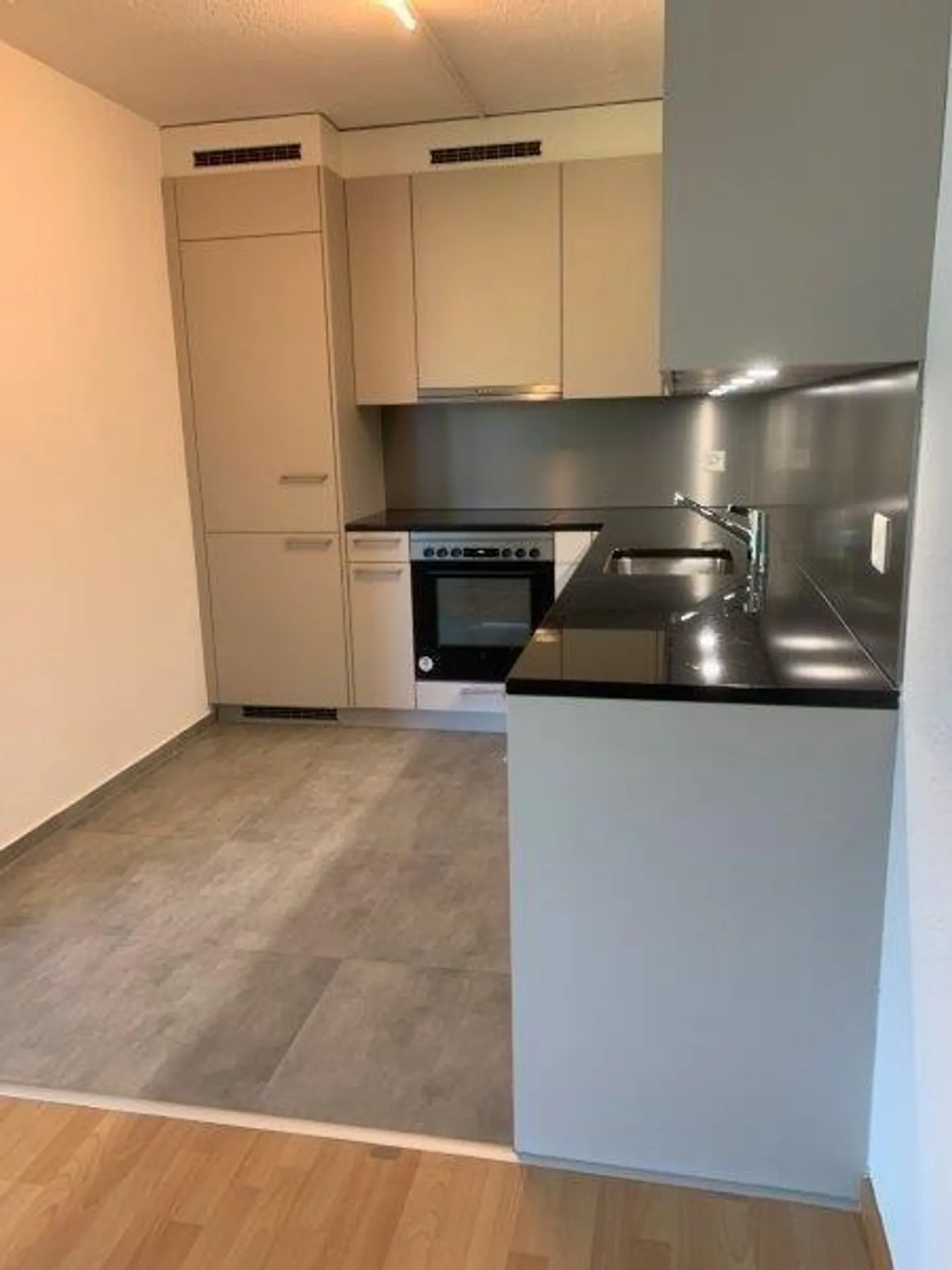 Beautiful 4.5-room apartment in the Seidenberg district - Photo 4 of 10