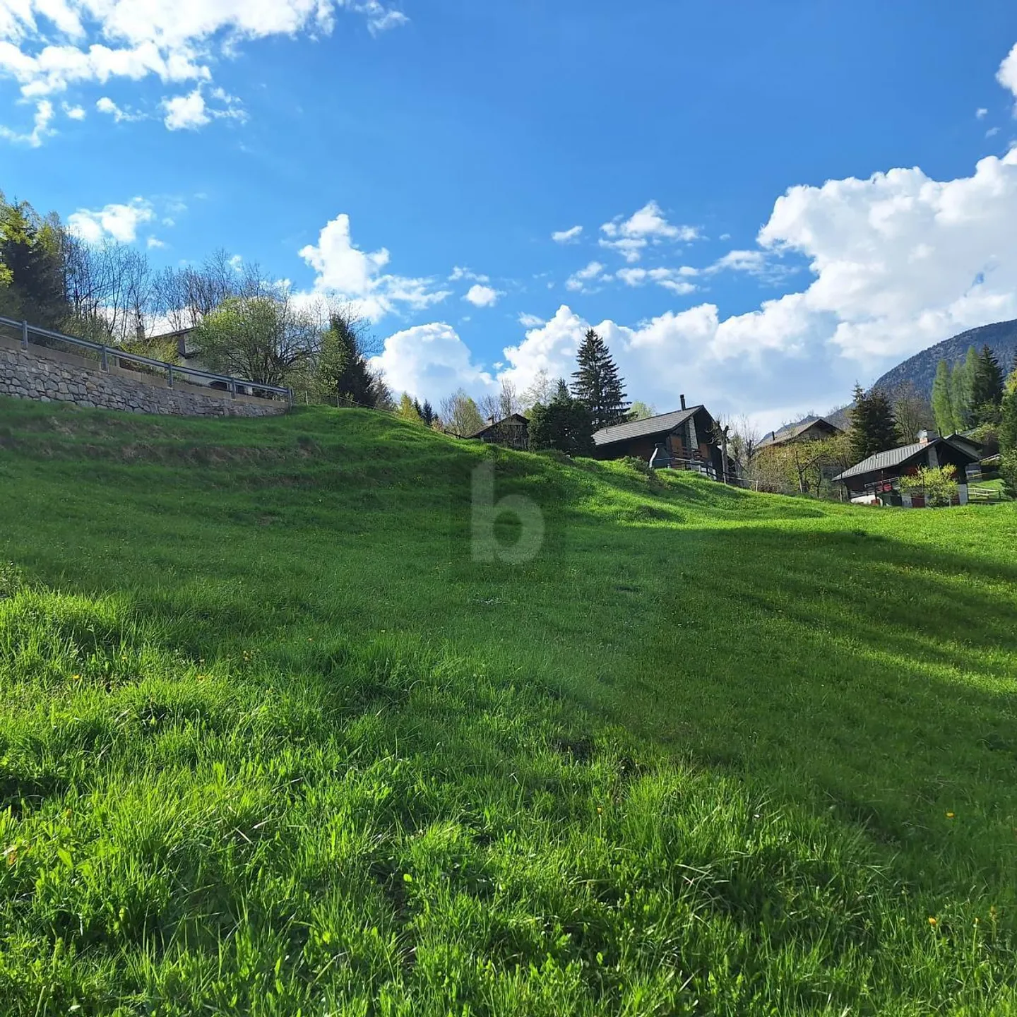 Terreno da sogno in posizione soleggiata - Foto 4 di 6