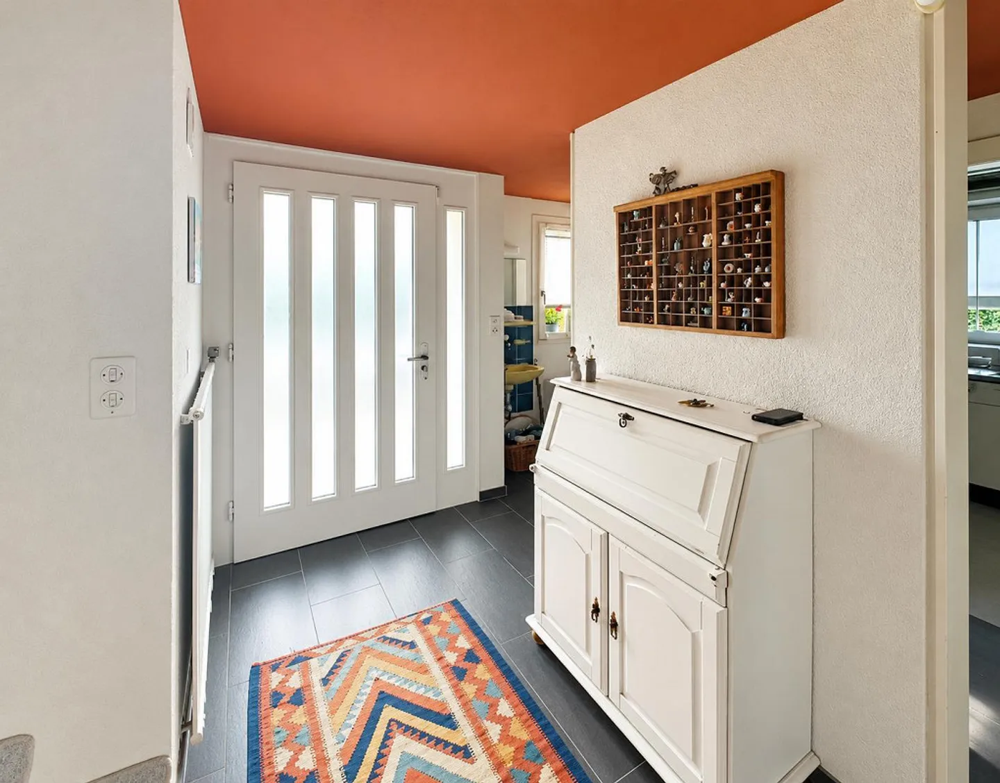 Une maison avec caractère, charme et sa propre architecture - Photo 4 sur 13