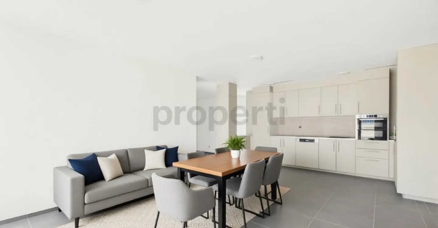 Newly renovated 5.5-room condominium with elevator, Opfikon - Photo 4 of 12