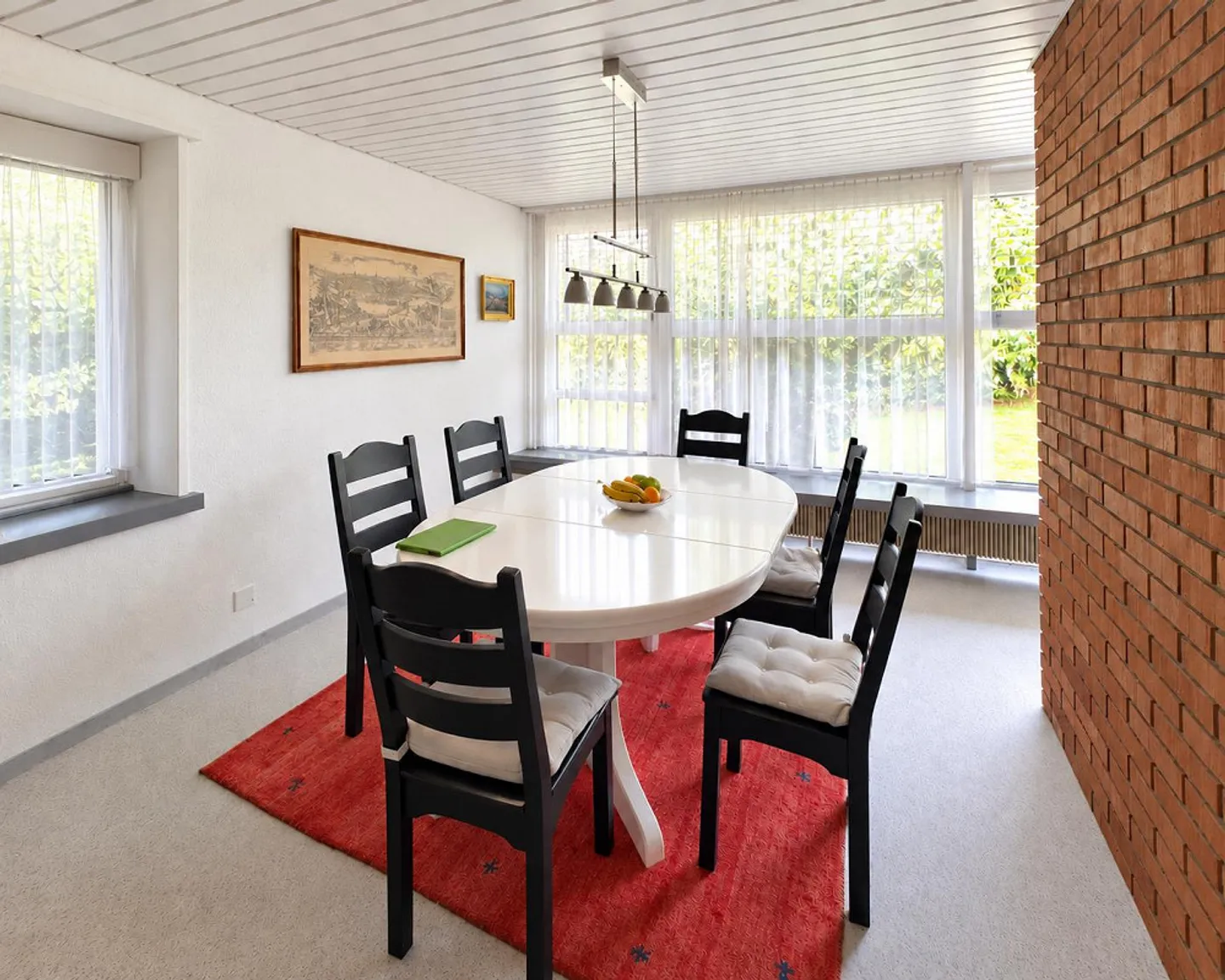 Une maison avec caractère, charme et sa propre architecture - Photo 6 sur 13