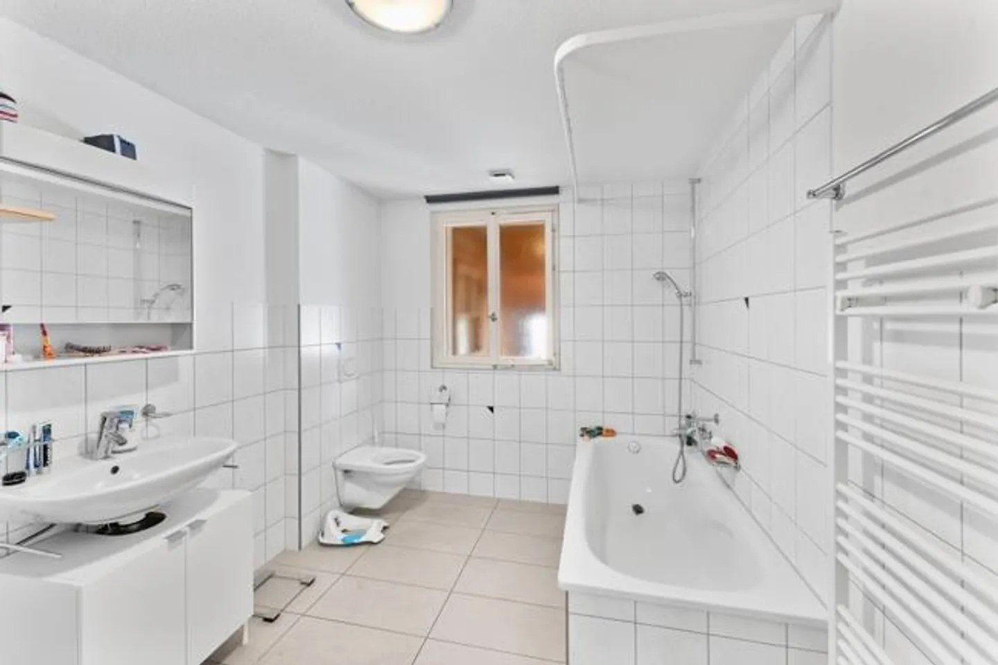 Affascinante casa plurifamiliare con un rendimento del 5,8% - Foto 21 di 30