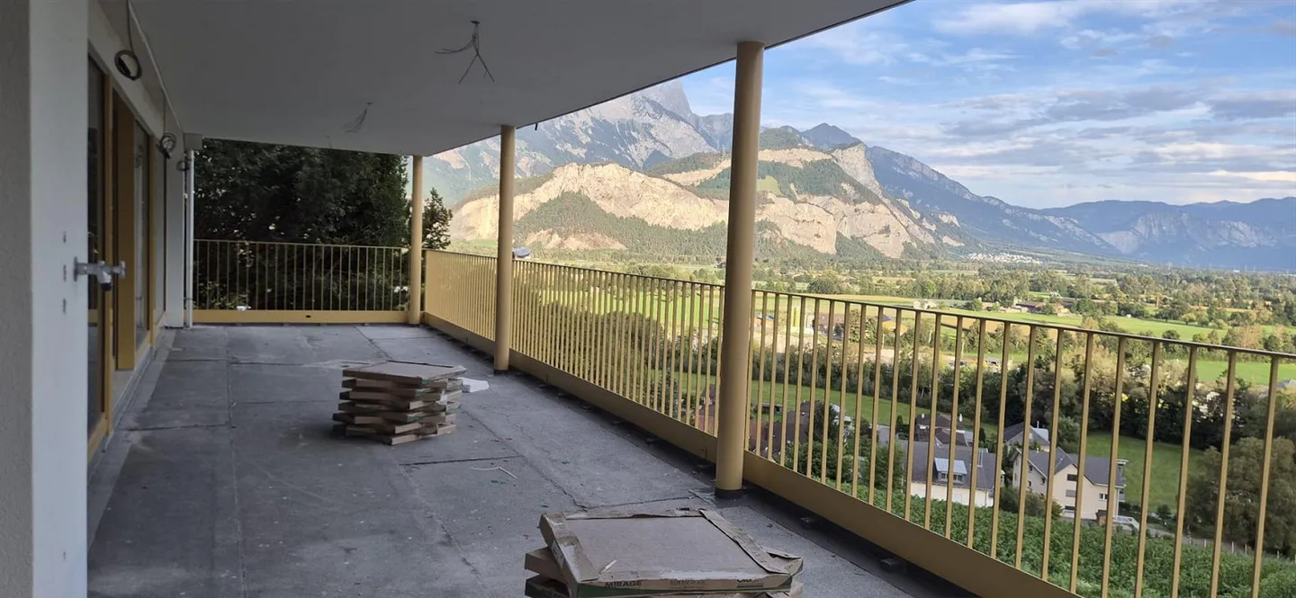 Exclusive 5.5-room terraced house with panoramic views - Photo 7 of 13