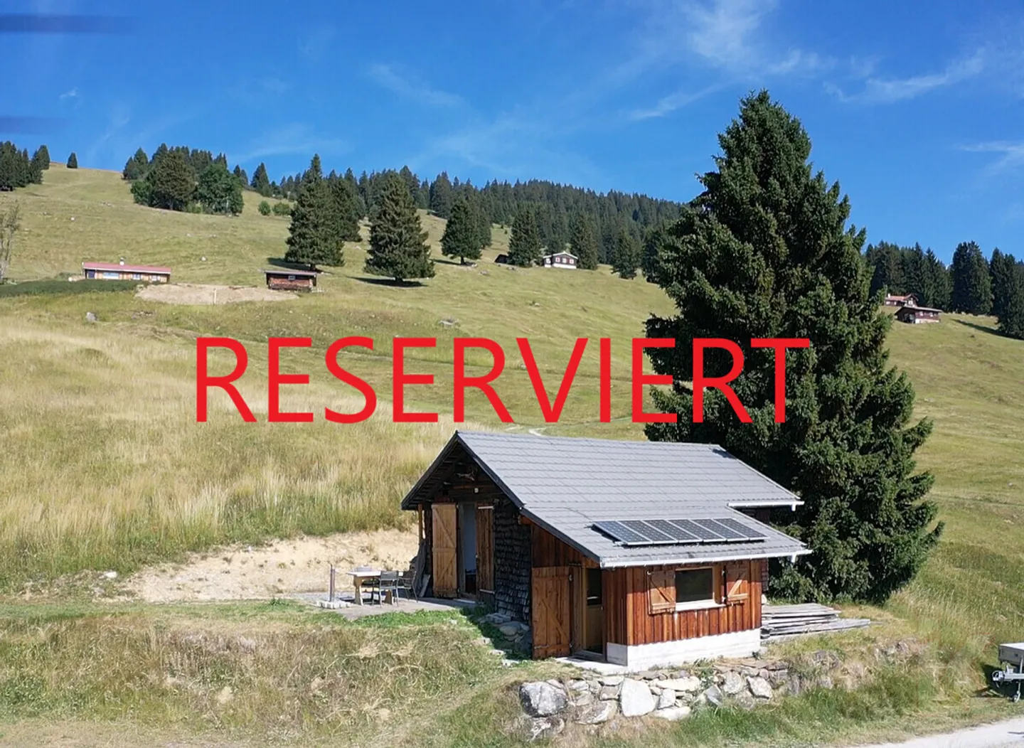 Maiensäss avec vue imprenable sur la vallée du Rhin grison - Photo 1 sur 5