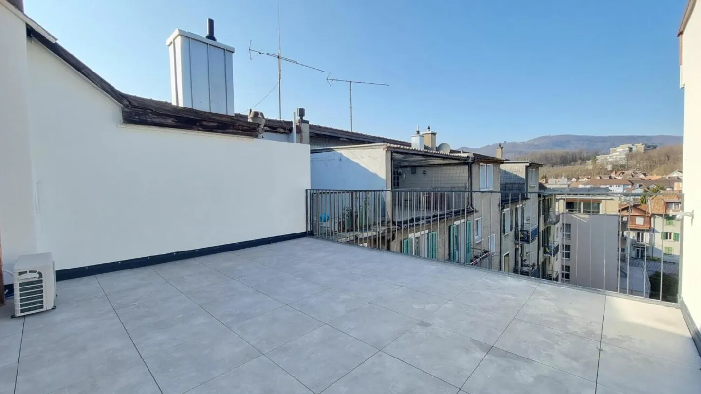 Au-dessus des toits d'Olten avec une terrasse unique ! - Photo 7 sur 7