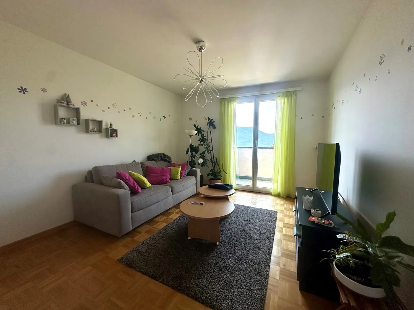 3.5-room apartment with a magnificent view of the lake - Photo 3 of 4