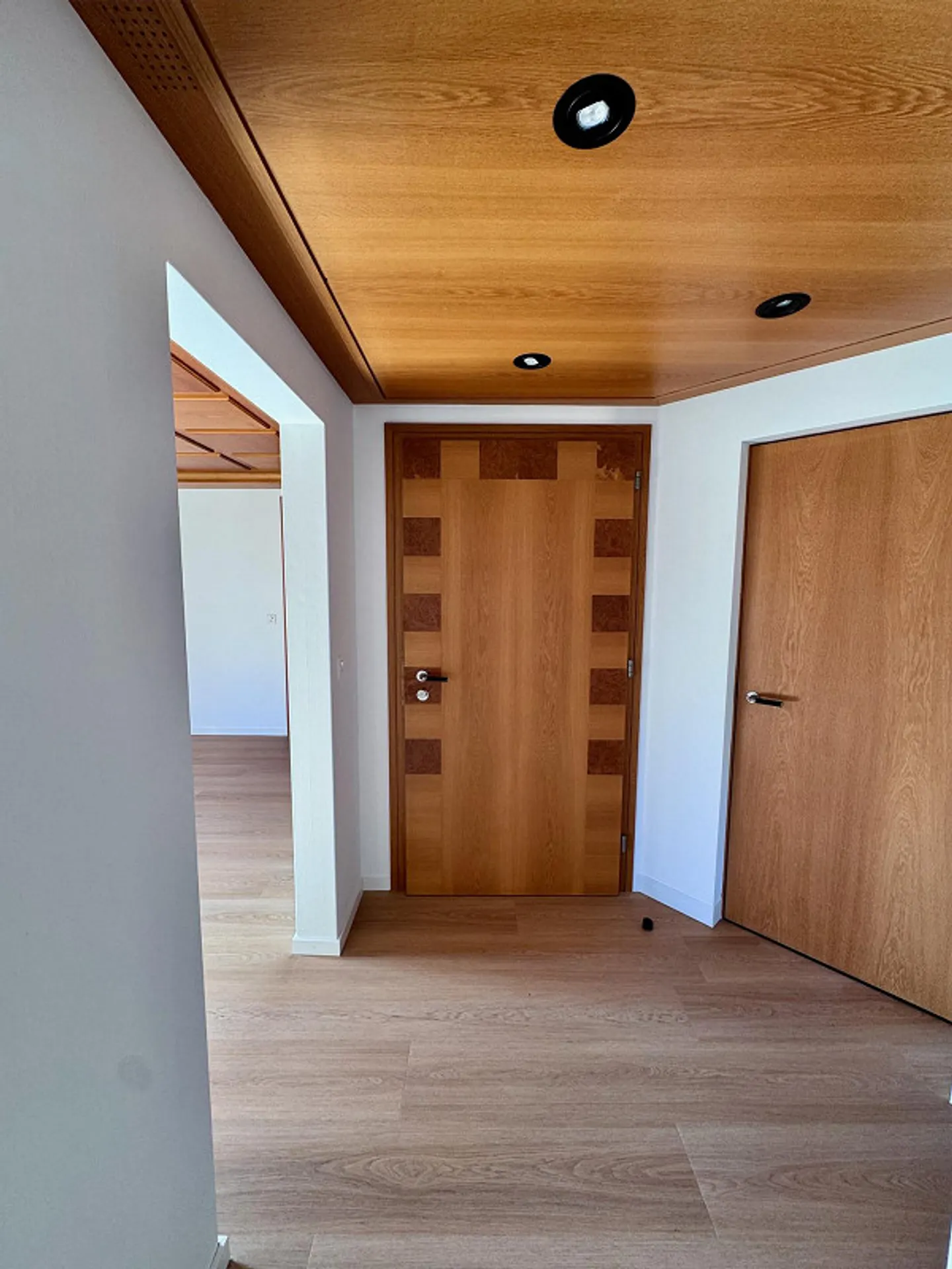 Spacious Maisonette in Uster - Photo 2 of 23