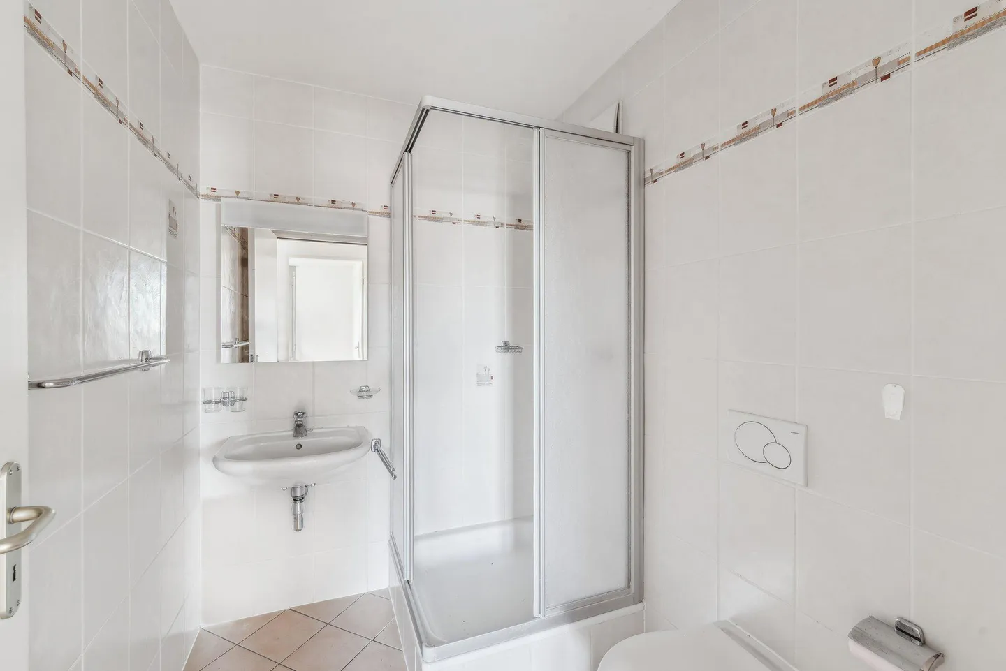 Exclusivity: Through apartment in the heart of Meyrin-Village - Photo 11 of 13