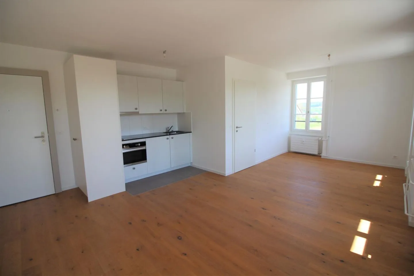 Belfaux - Studio on the 1st floor with balcony - Photo 2 of 9