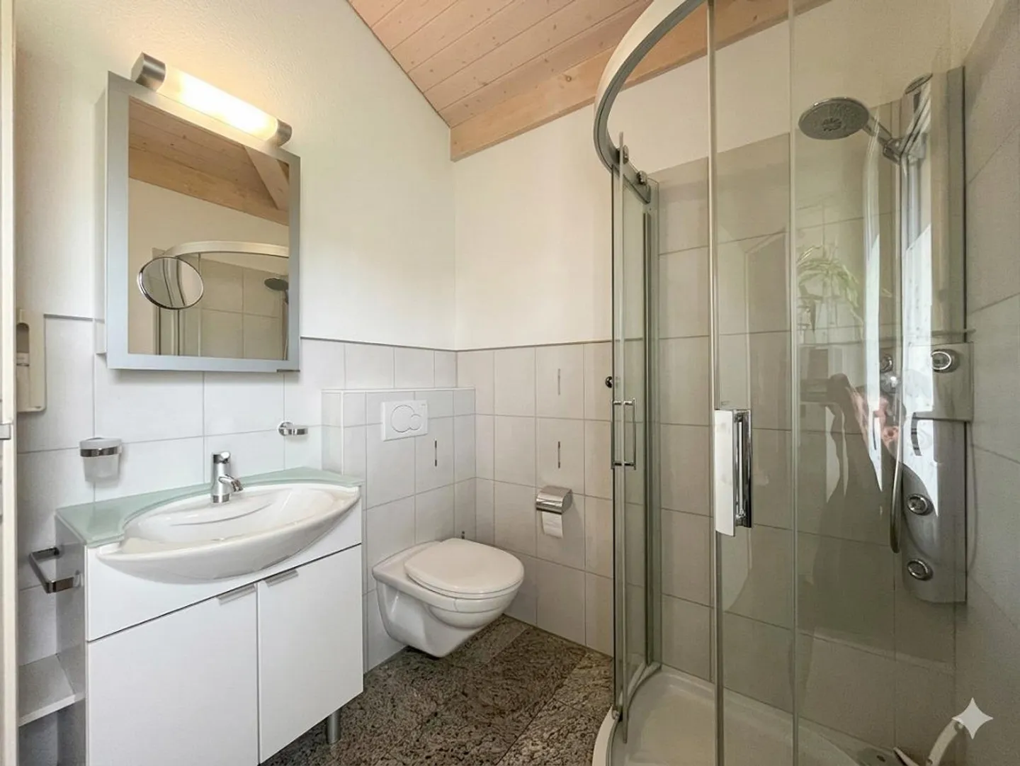 Detached Single-Family House for Rent - Photo 13 of 16