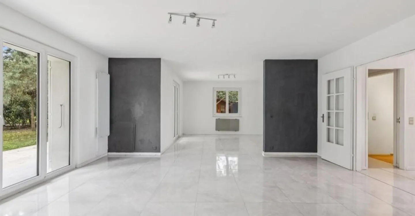 Villa familiare ristrutturata a Commugny - Foto 4 di 13