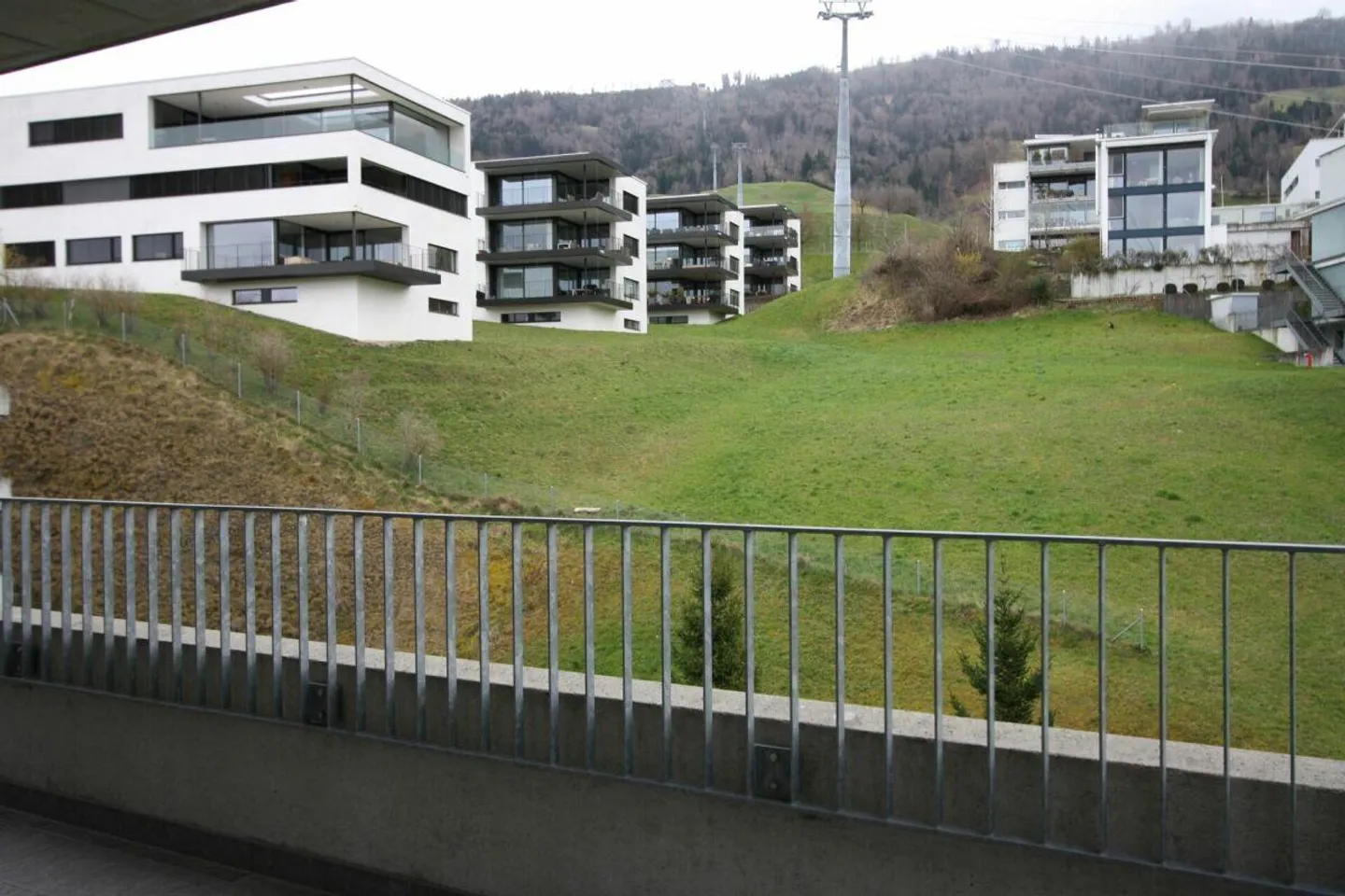 Grosszügige 3.5-Zimmerwohnung in Küssnacht am Rigi - Foto 5 von 5