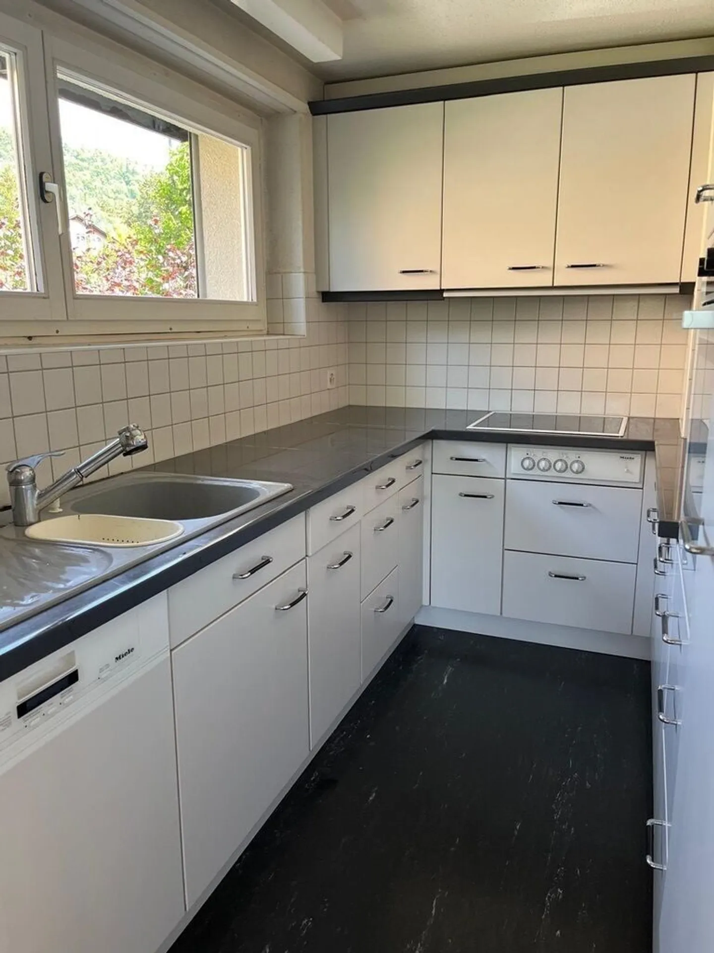 Single house for sale - Photo 4 of 10