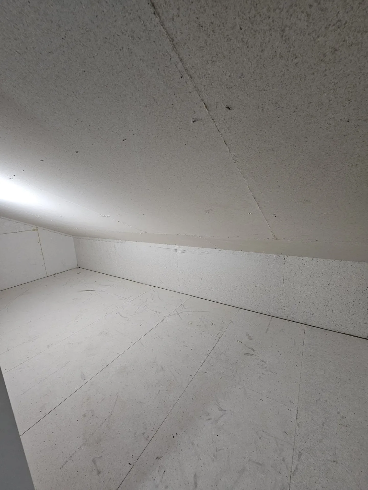 Nuovo appartamento attico di 2,5 stanze in stile loft - Foto 11 di 11