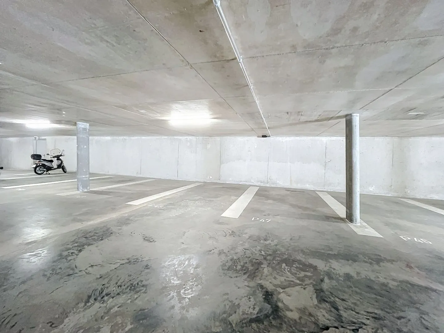 Premises with 95m2 commercial space + 40m2 storage - Photo 7 of 7