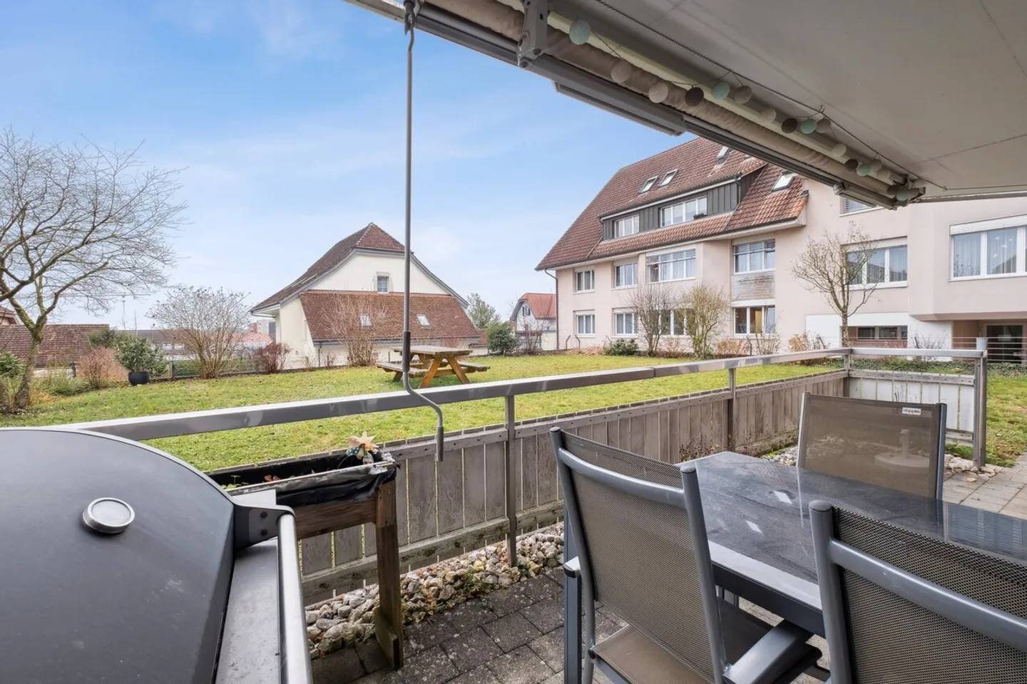 Piacere di vivere con terrazza e vista sul verde - Foto 2 di 8