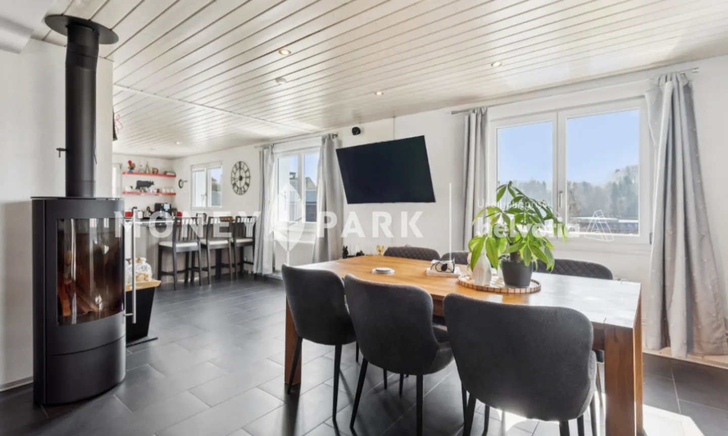 Einfamilienhaus mit Pool in Schmitten / Maison individuelle avec piscine à Schmitten - Photo 1 of 7