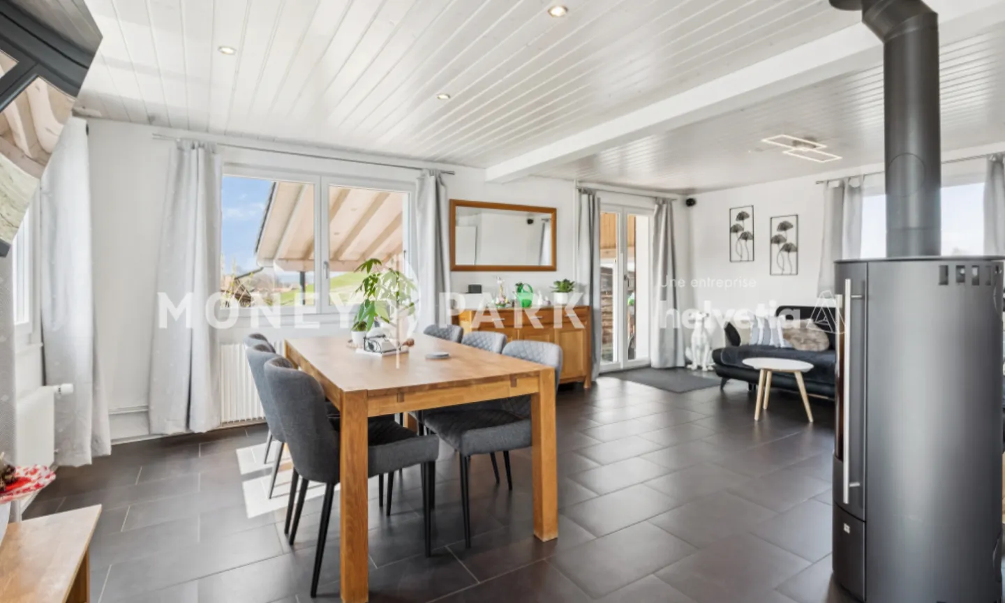 Einfamilienhaus mit Pool in Schmitten / Maison individuelle avec piscine à Schmitten - Photo 2 of 7