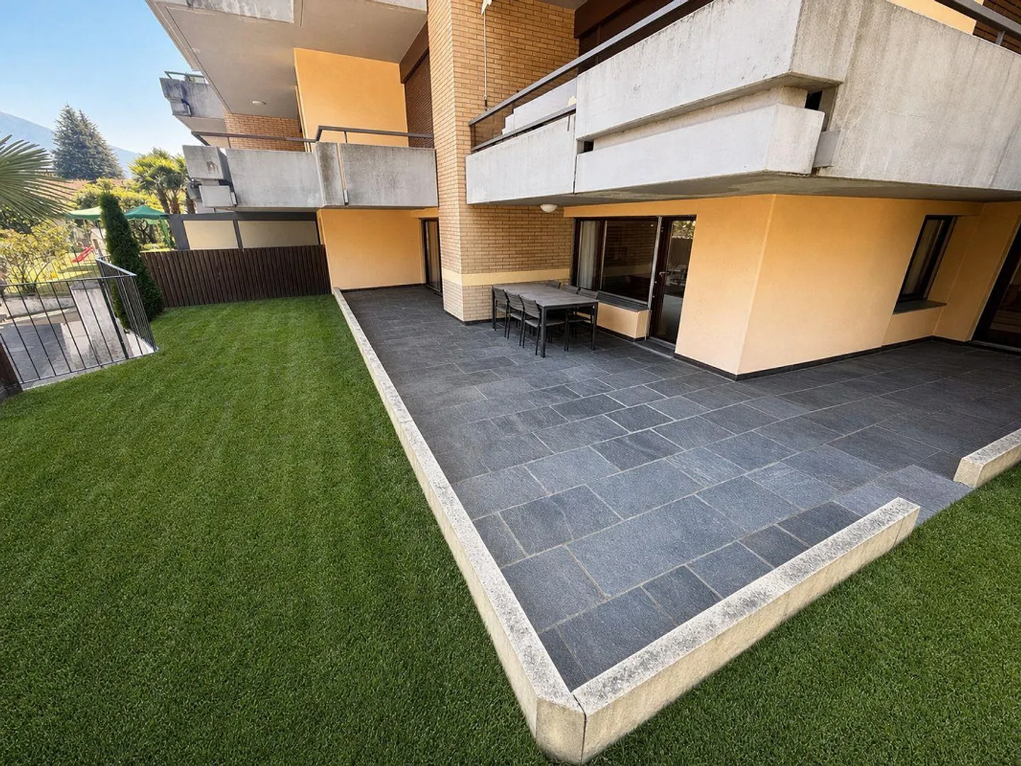 4.5-Room Apartment with Private Garden - Photo 3 of 11