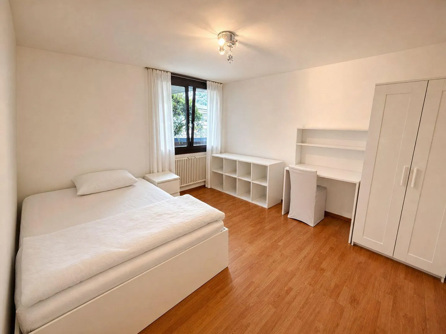 4.5-Room Apartment with Private Garden - Photo 7 of 11