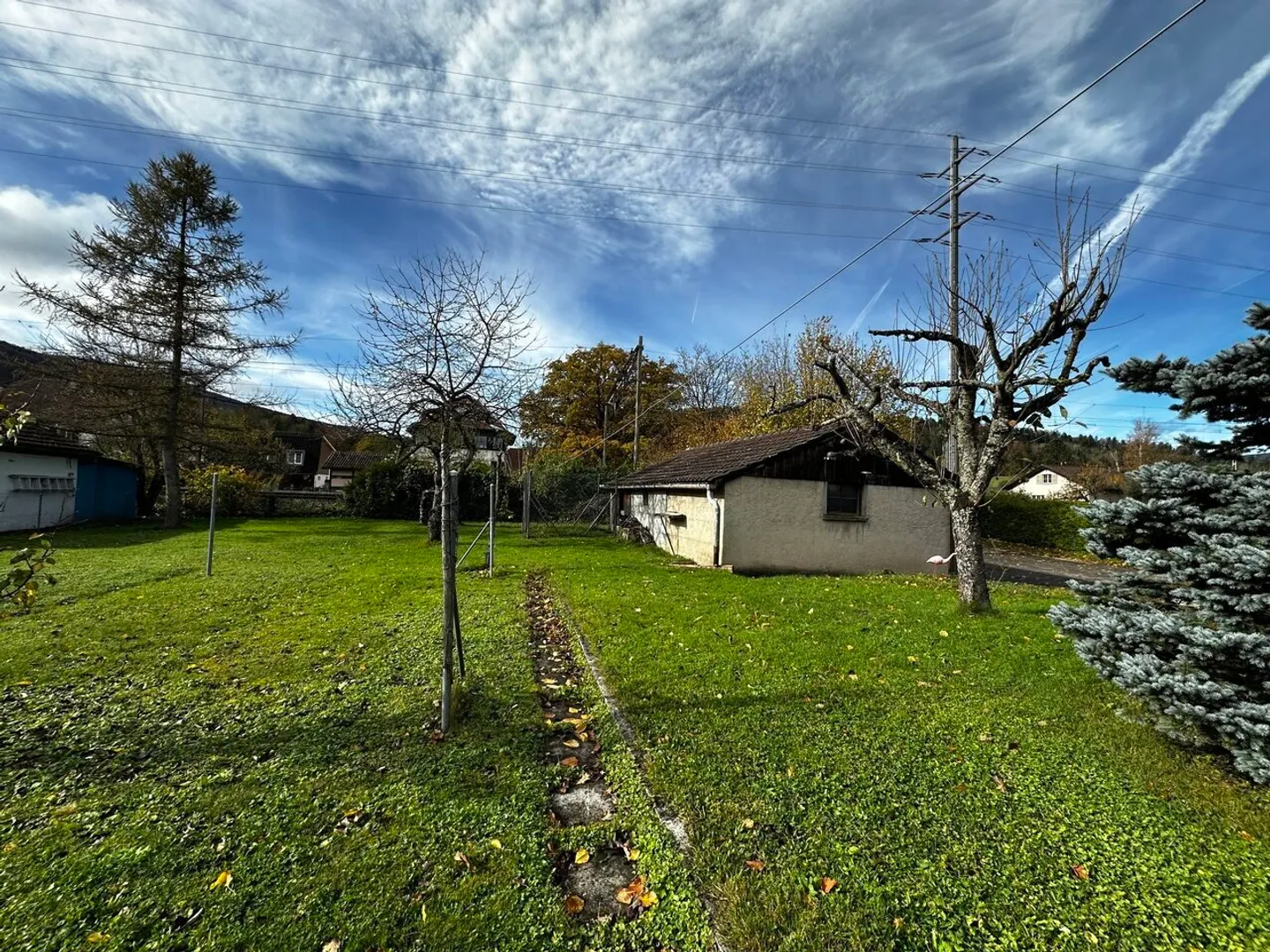 Single house for sale - Photo 2 of 13