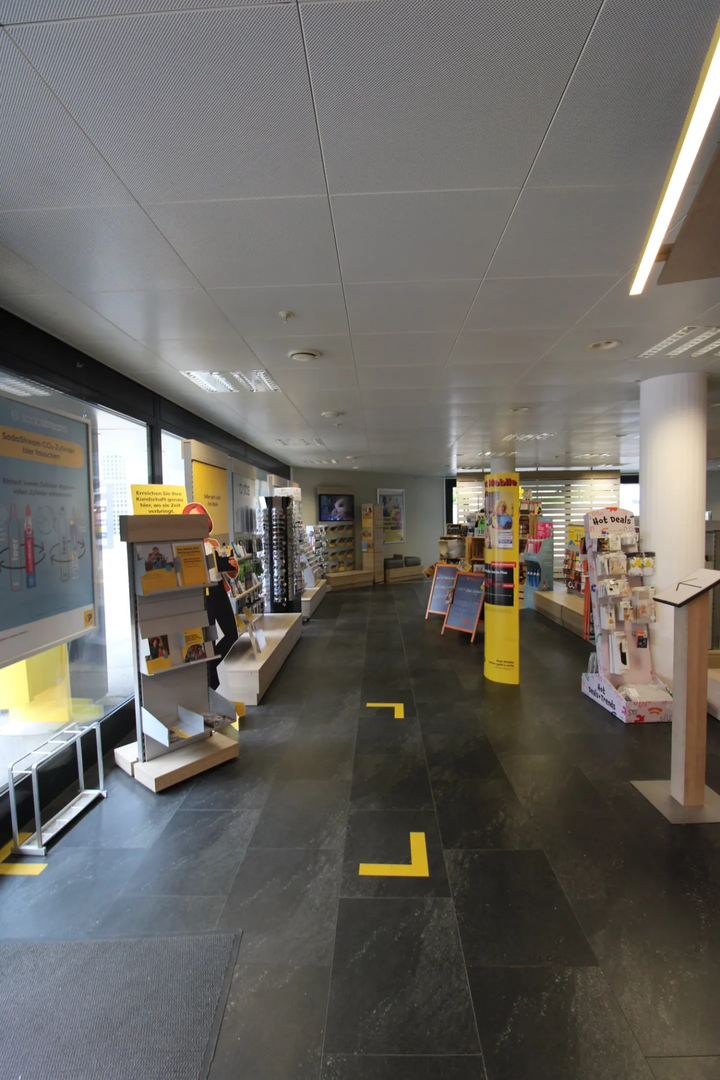 Spacious retail space in a central location in Solothurn - Photo 2 of 8