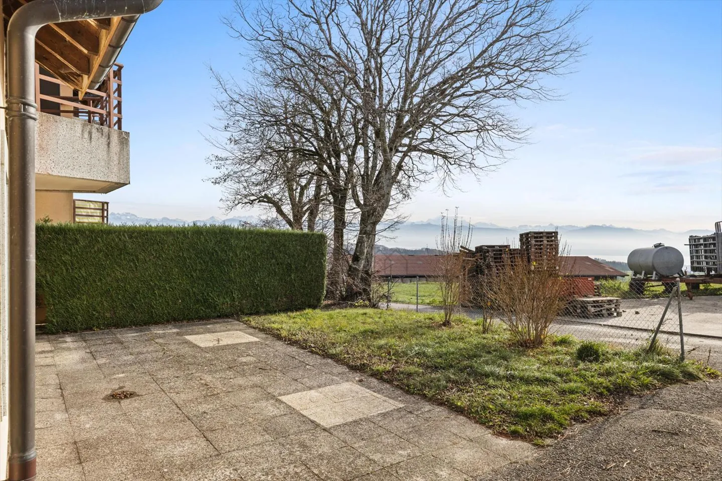 Belle villa d'appartement de 4,5 pièces - Photo 3 sur 10