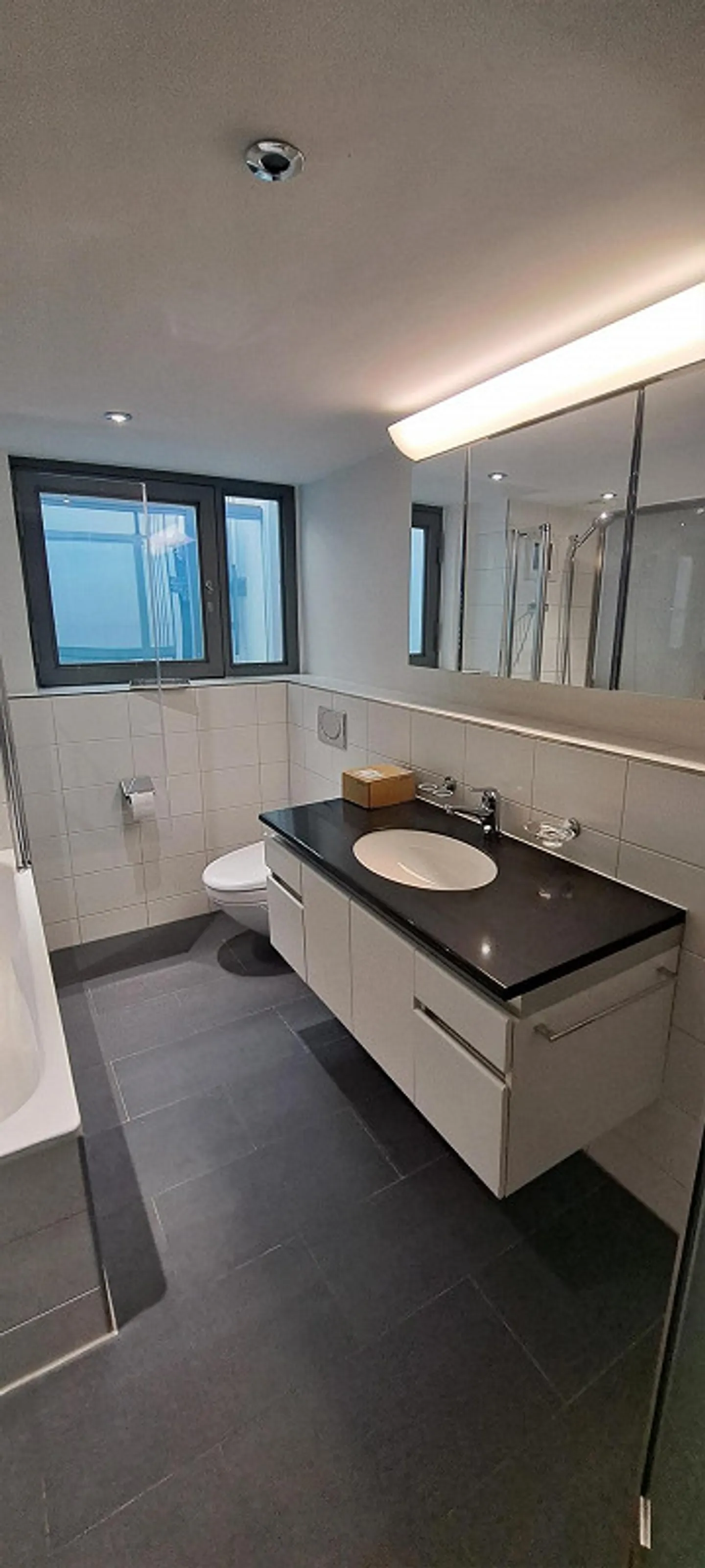 Office space with charming old town flair - Photo 14 of 17