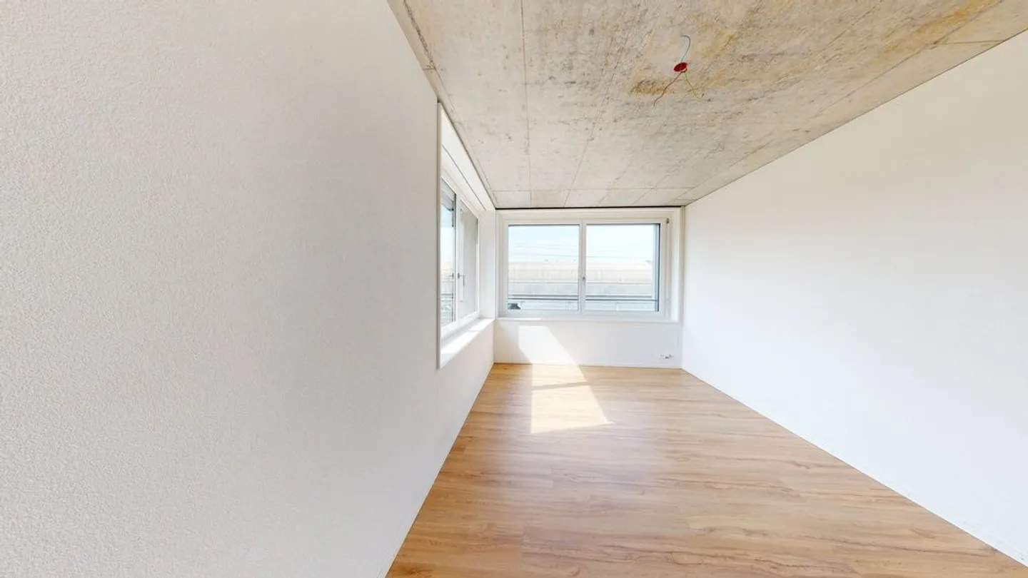 Moderno appartamento di 3 stanze con grande terrazza comune sul tetto - Foto 4 di 9