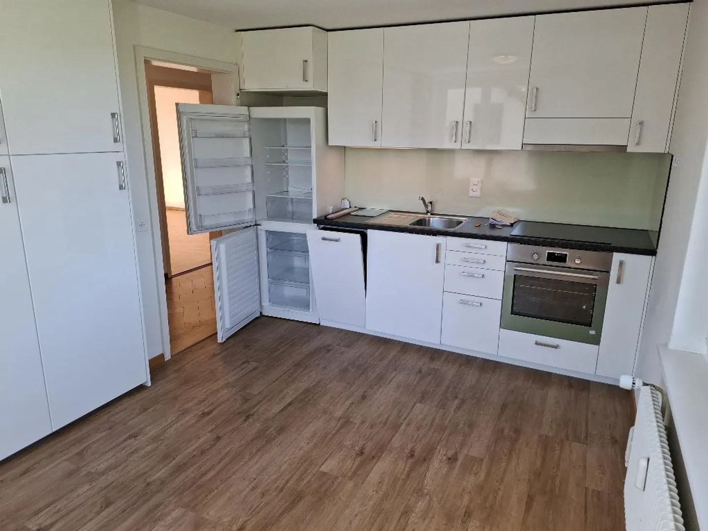Bright 4-room apartment 80m2 CHF 1,280 with garden piece (7-1.OG.L) - Photo 1 of 12