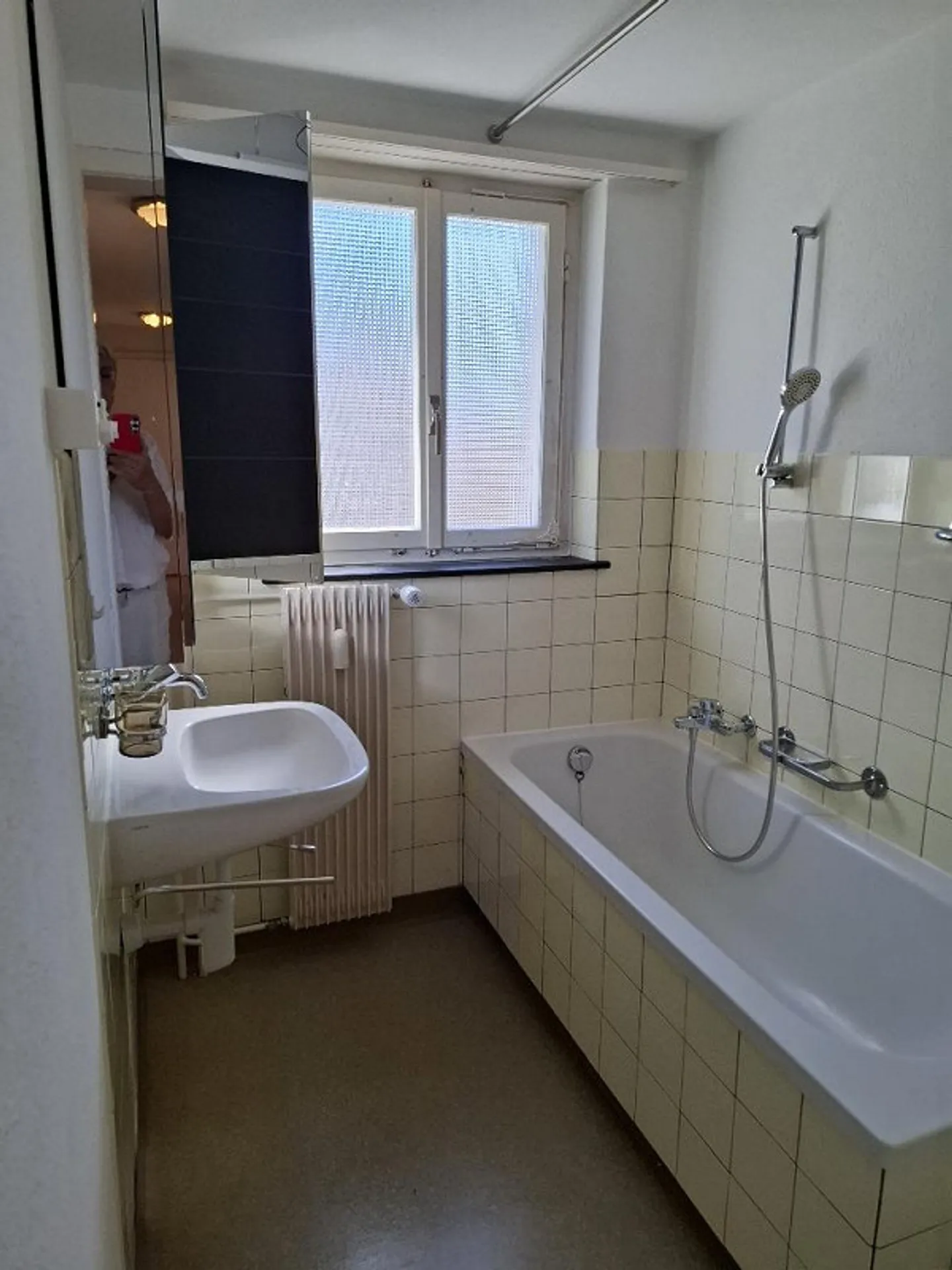 Bright 4-room apartment 80m2 CHF 1,280 with garden piece (7-1.OG.L) - Photo 5 of 12