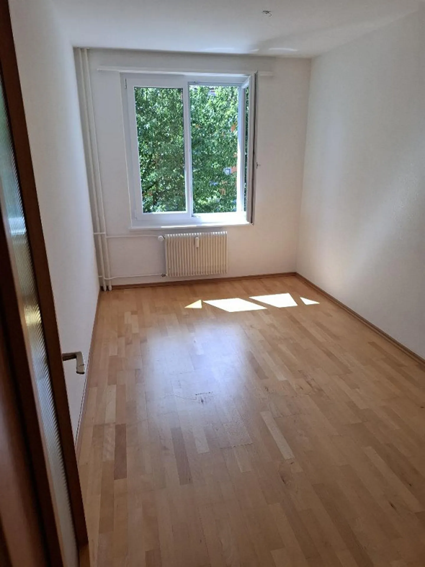 Bright 4-room apartment 80m2 CHF 1,280 with garden piece (7-1.OG.L) - Photo 10 of 12