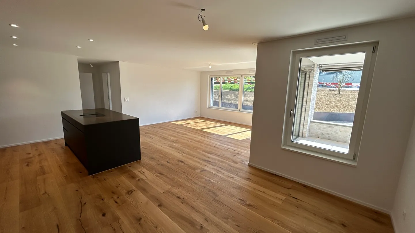 Modern 4.5-room new apartment with garden seating area - Photo 5 of 8