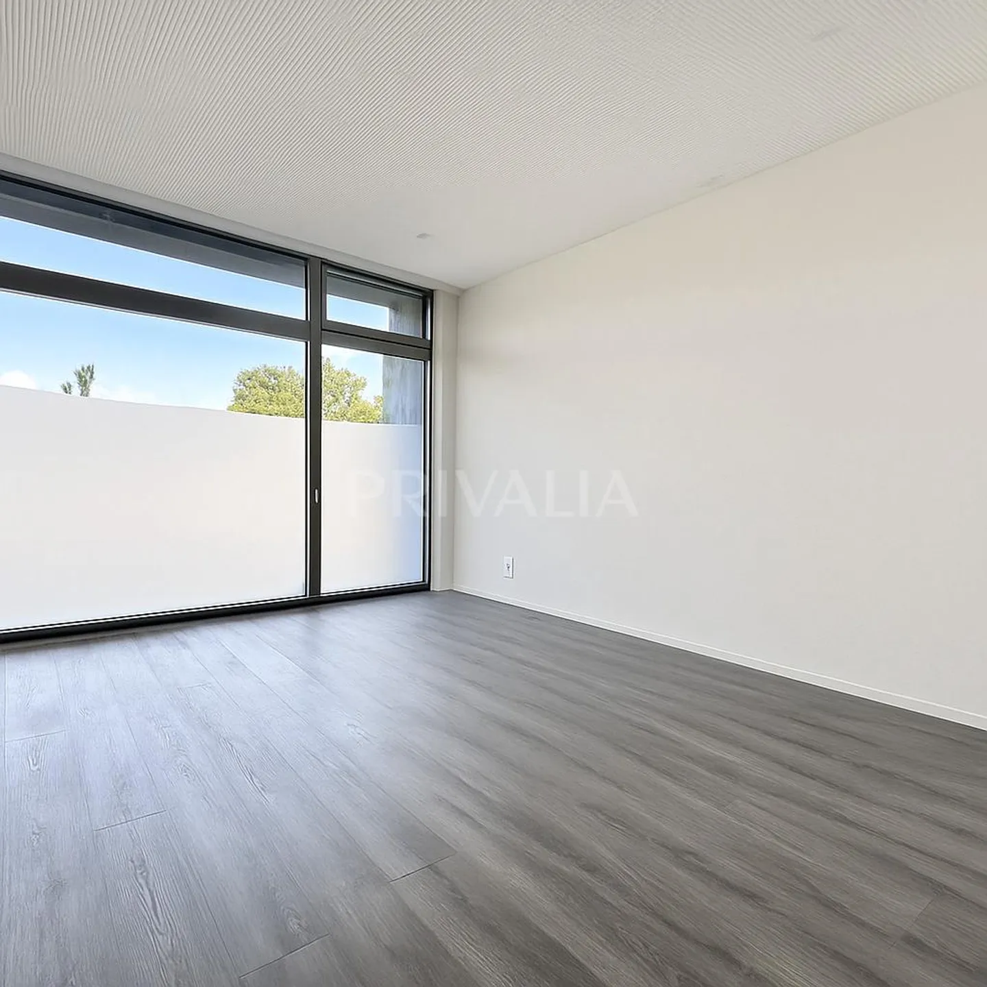 Nouvelle opportunité : Arcade traversante, emplacement stratégique ! - Photo 5 sur 7