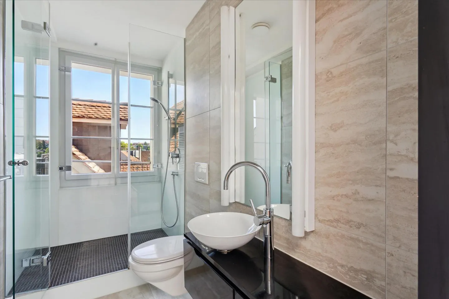 Modern living oasis with private - 70m2 large roof terrace! - Photo 5 of 9