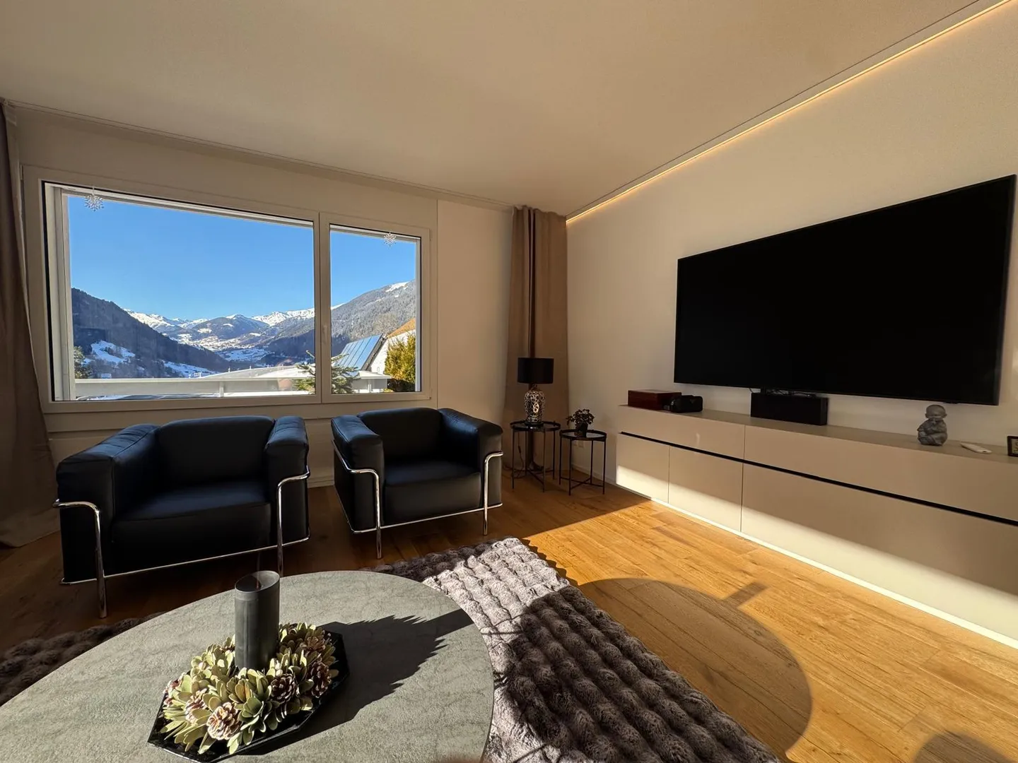 Residential building for sale - Photo 3 of 10