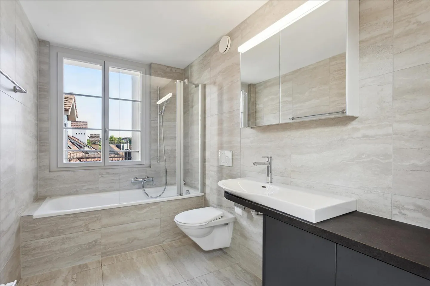 Modern living oasis with private - 70m2 large roof terrace! - Photo 4 of 9