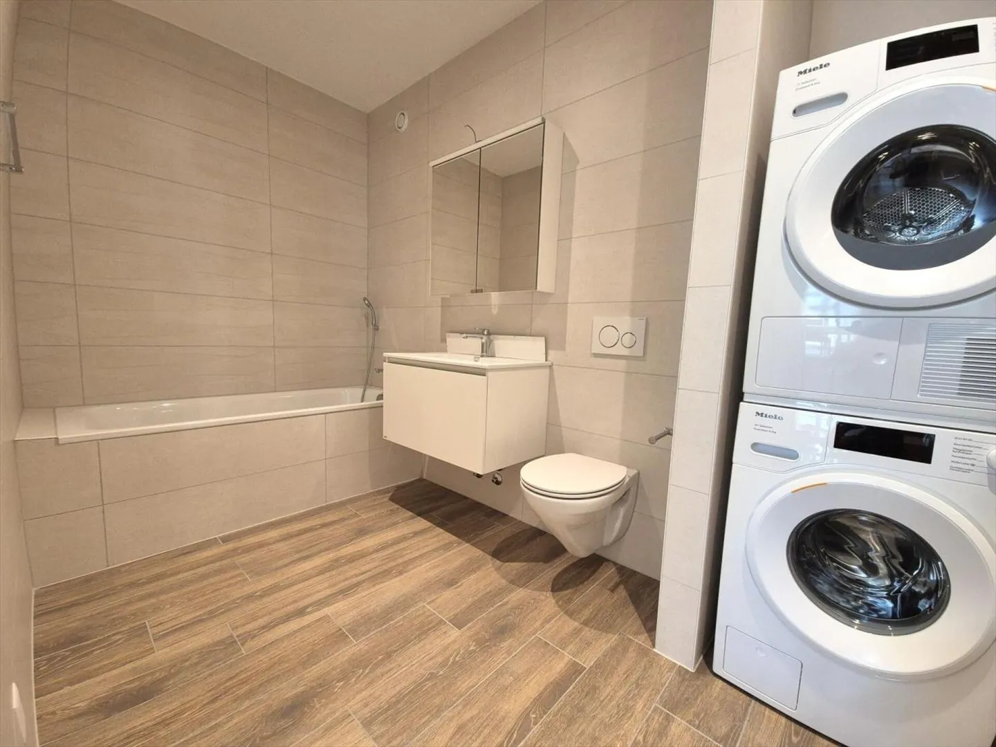 Prairie 4 - 4,5-Zimmer-Wohnung im 1. Stock - Foto 8 von 9