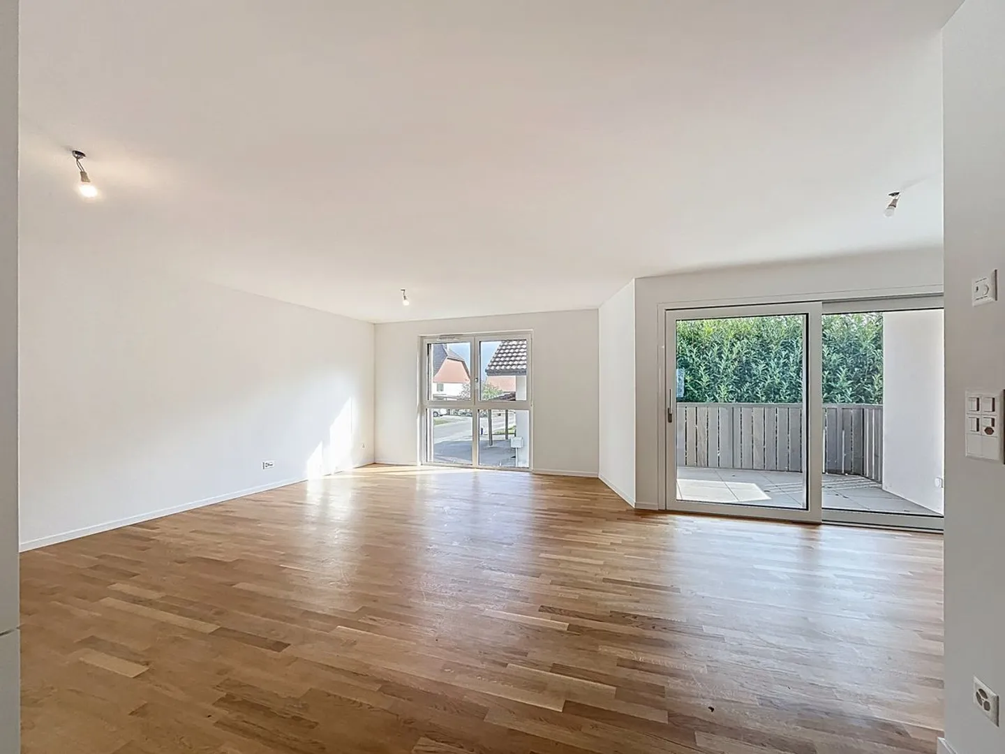 Appartamento di 3,5 locali + superficie ufficio - Foto 1 di 9