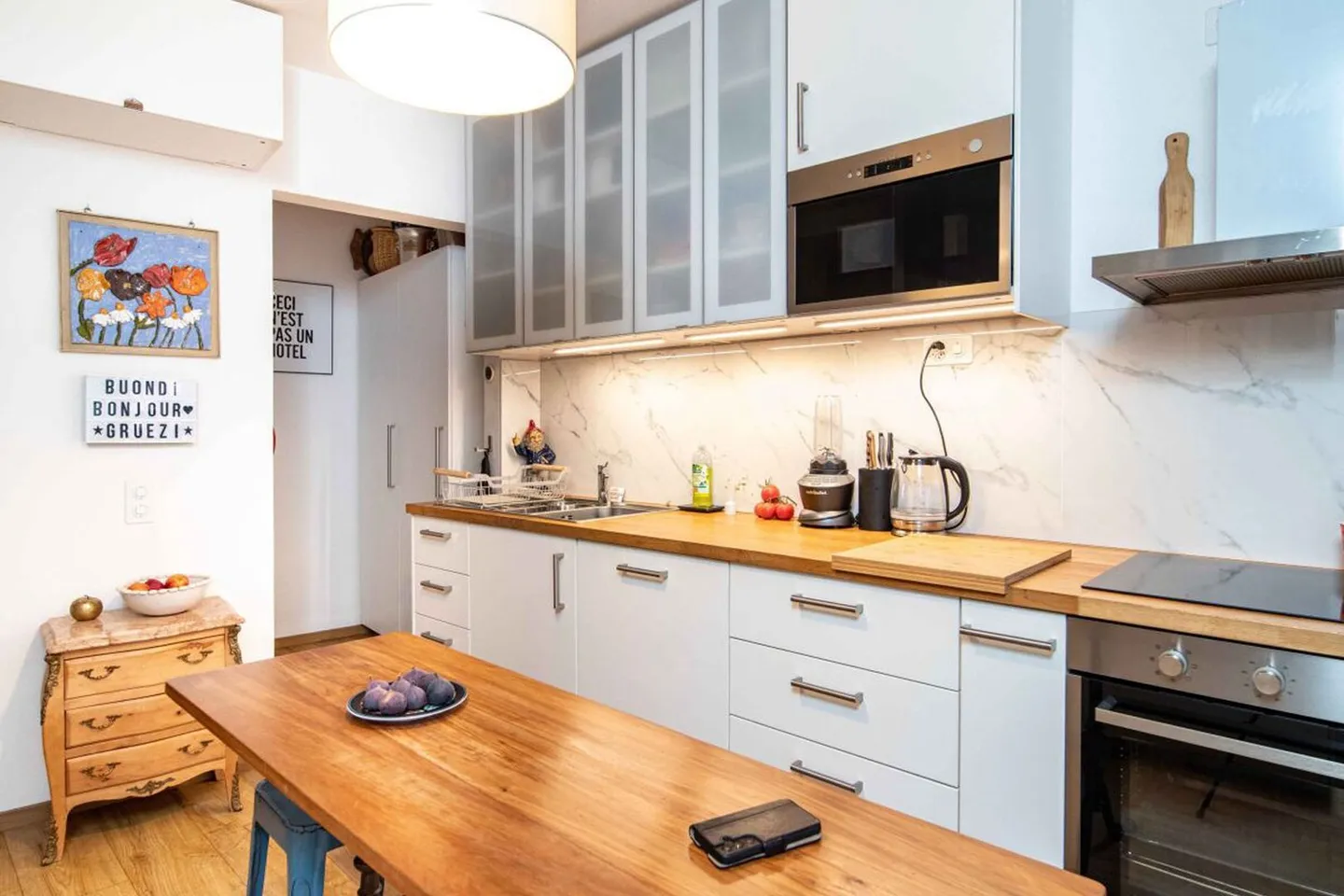 Appartement de 5,5 pièces au premier étage, au cœur de la vieille ville - Photo 3 sur 9