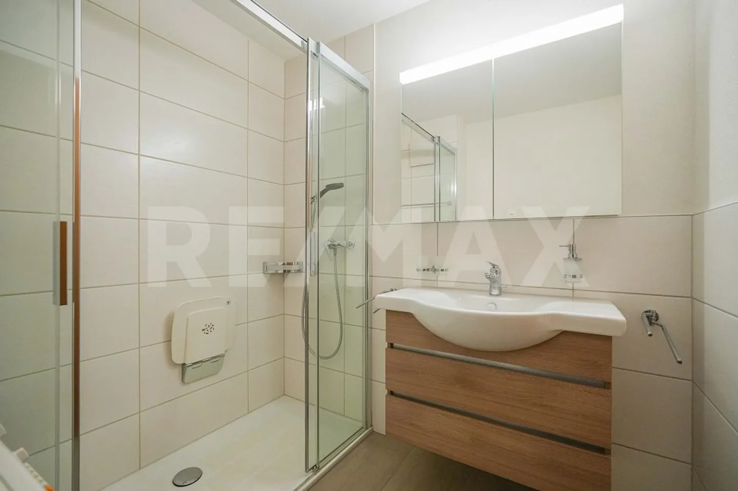 Centrale + affascinante: appartamento 3,5 locali con carattere - Foto 4 di 13