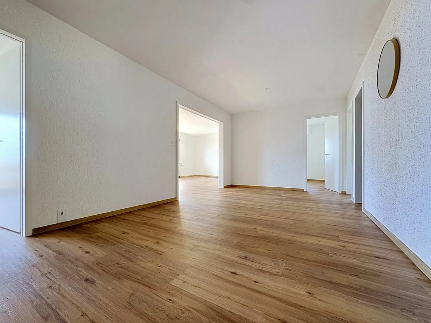 Magnifico appartamento ristrutturato di 4.5 locali con vista panoramica - Savièse - Foto 7 di 13